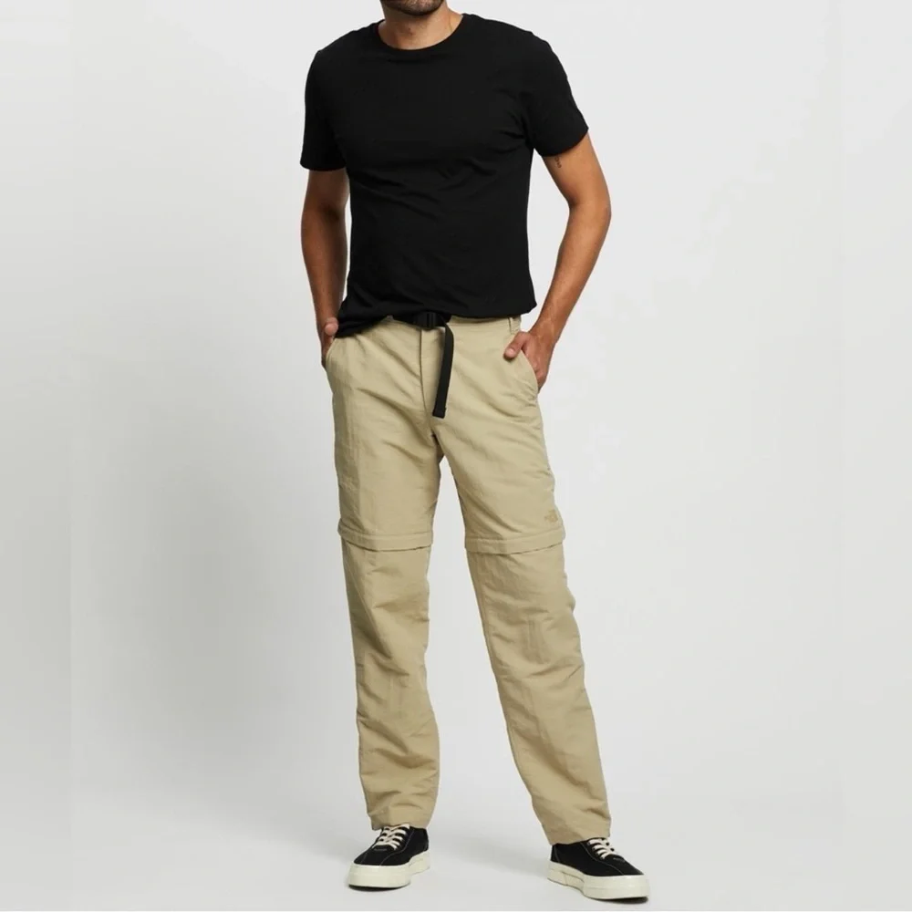The North Face Paramount Trail convertible pants cargo excellent tan Size XL